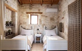 Paliokaliva Apartments And Villas